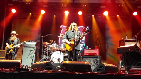 Gov't Mule - LIVE @ 420Fest (Hammer & Nails)