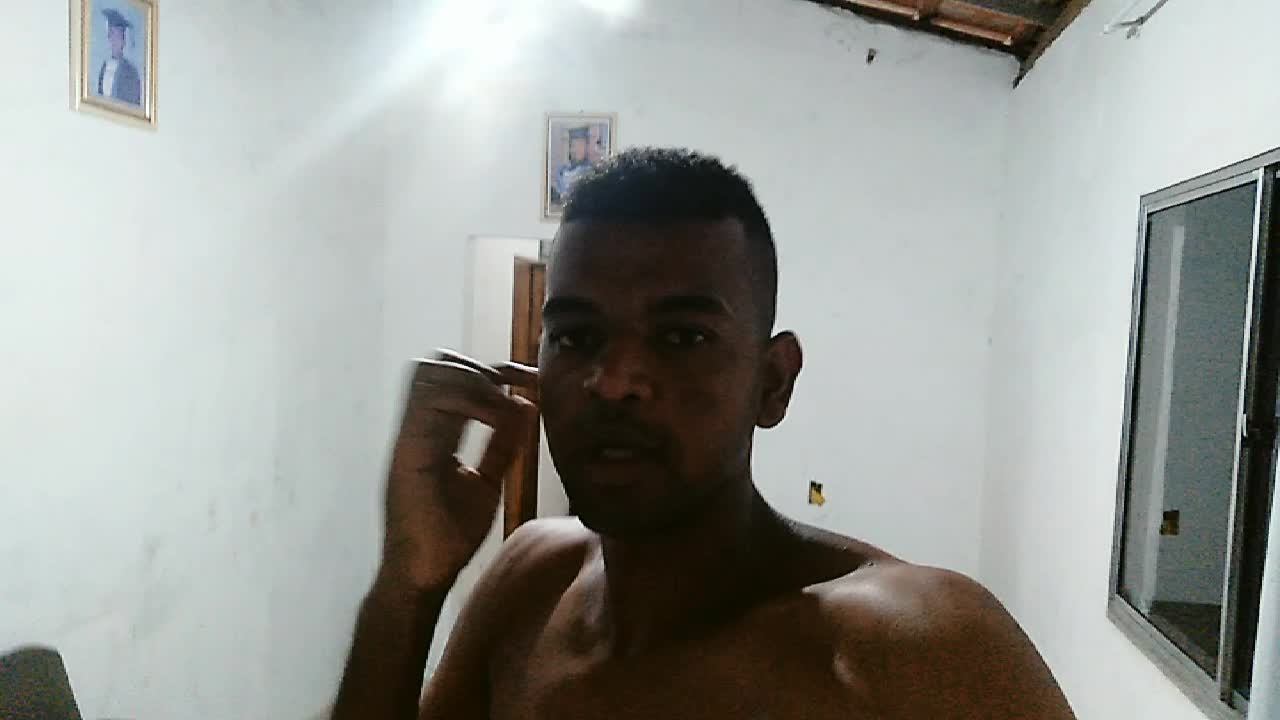Mais um dia vencido.