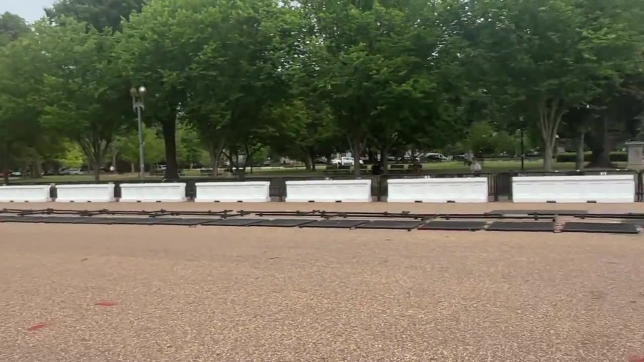 *BARRICADES* are going up at the White House ahead of President Joe Biden's address tonight