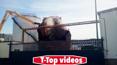 TOP 10 Extreme Dangerous Idiots Truck Fails Compilation 2021!! Crazy Heavy Equipment Drive skills