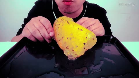 Listen to the crunchy sound as I eat Passion Fruit Carp Frozen Ice today!