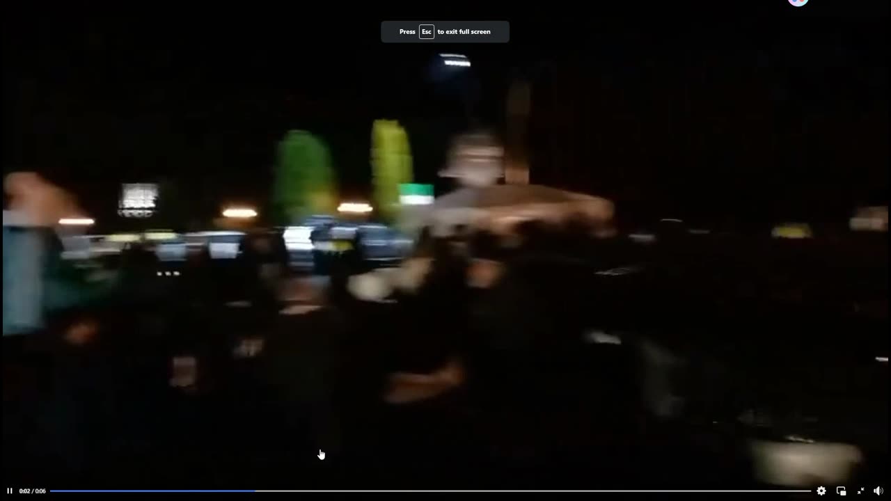 Roscrea-huge crowds after plantation being forced through by State thugs 15-01-24