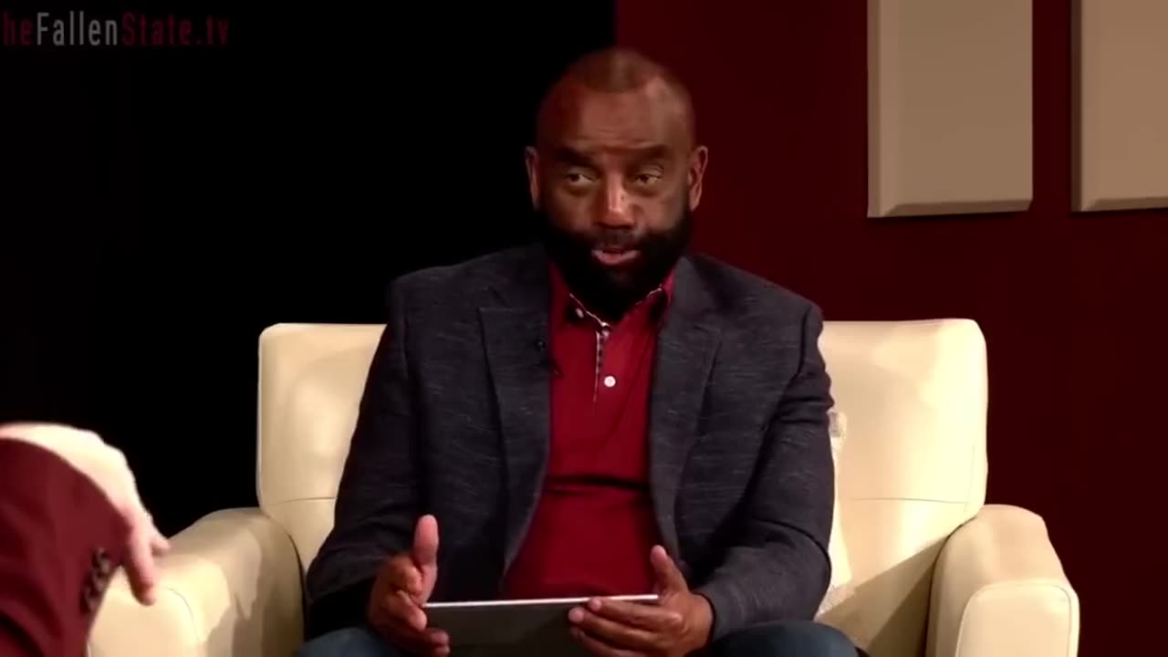 Race realist JLP drops red pills on degenerate kikes and their shabbos goys