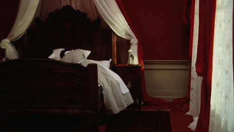 CRIES AND WHISPERS, 1972, BERGMAN