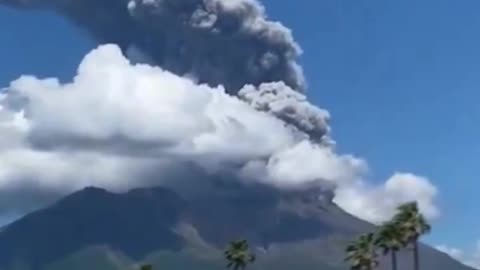 Japan's Sakurajima volcano eruption