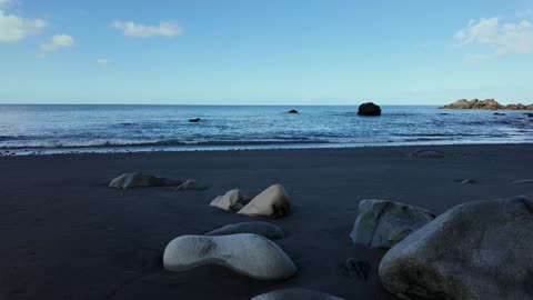 Black Sand Sunrise - 20 Minutes Un-Looped Relaxing Ocean Waves - No Music - Madeira Portugal