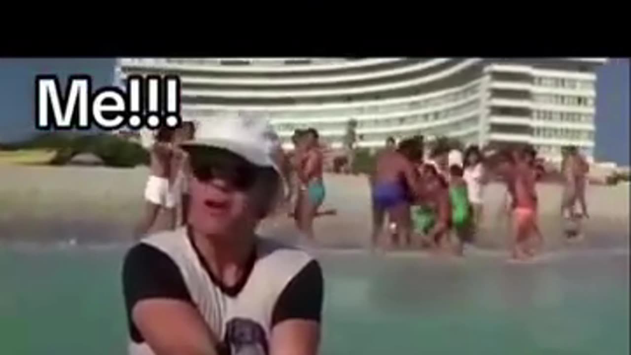 Shark: I never thought I would have a gun to my head in the ocean