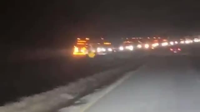 Massive Canadian trucker convoy on its way to Ottawa against trucker vaccine mandate