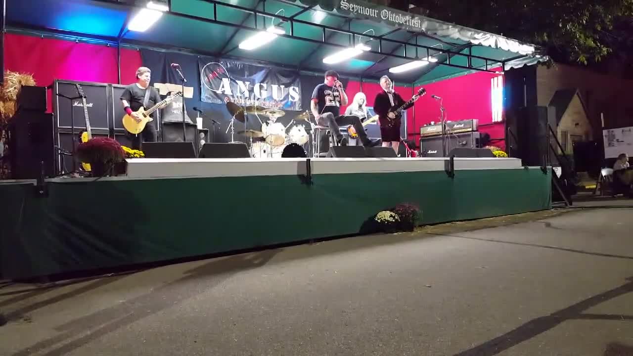 100% Angus A AC/DC Tribute Band "Ride On" AC/DC Cover