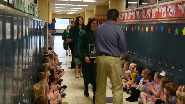 SHS / TLES Grad Walk Through 5/18/22 (Hallway)