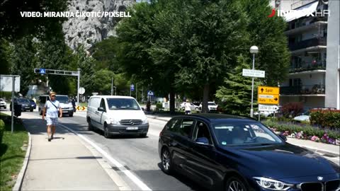 Omiš: Prometna gužva na ulasku u grad