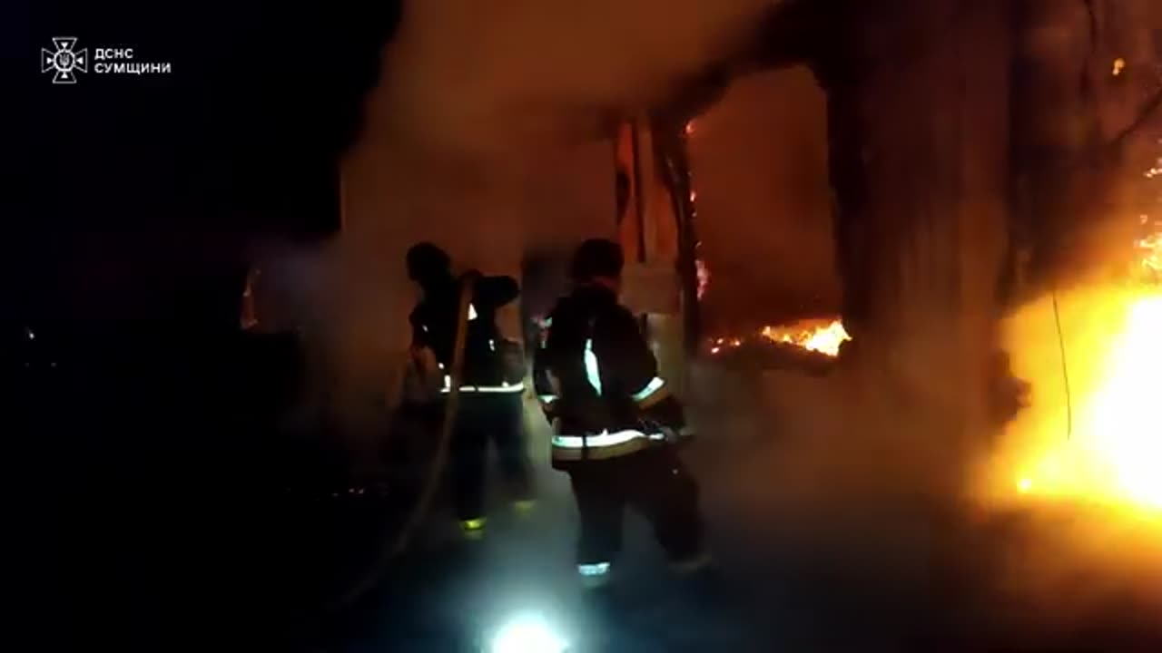 Sumy district: rescuers extinguished a large-scale fire caused by an enemy strike