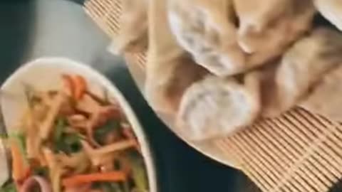 20210226文贵先生GETTR¹：尊敬的兄弟姐妹好，元宵节快乐，这是七嫂子的，元宵节壮肾汤！鲅鱼饺子！