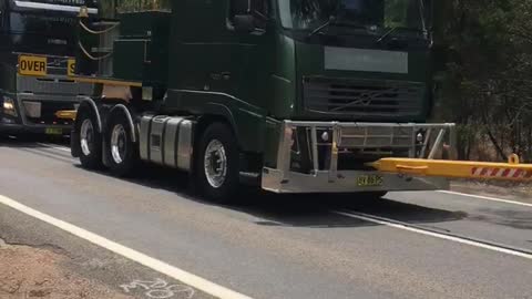 Huge Load Takes Six Trucks to Transport