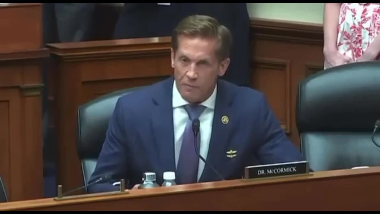 里奇·麥考密克博士在國會聽證會上嘲笑佛奇博士 / Dr. Rich McCormick roasts Dr. Fauci during Congress hearing