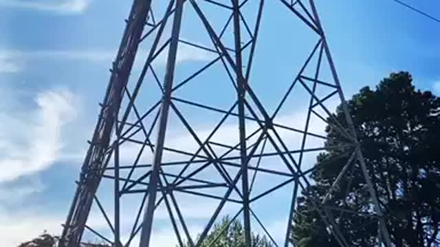 5G towers in Factoria, Washington