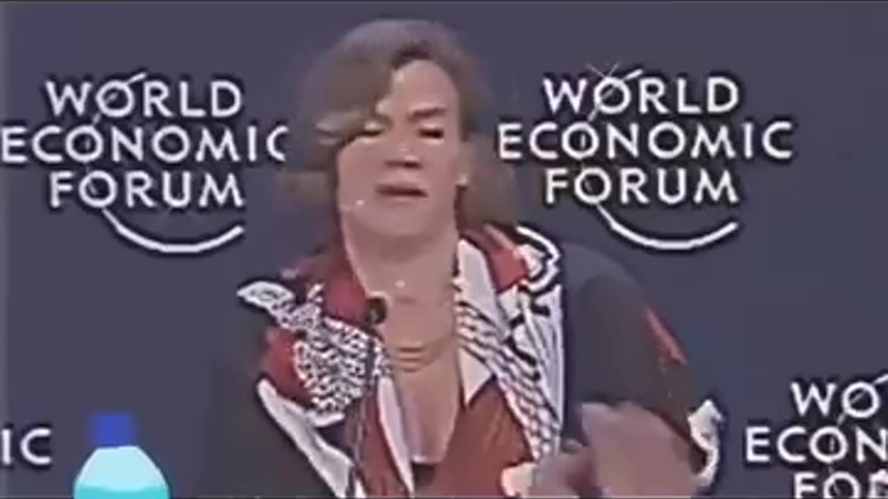 this fkn bitch from hell want to vaccinate the water, this is murder, wake the fuck up.