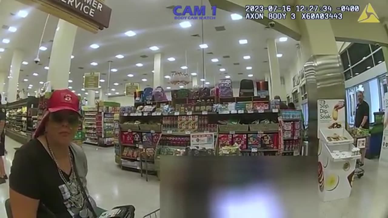 Officers Can't Keep a Straight Face With This Shoplifter