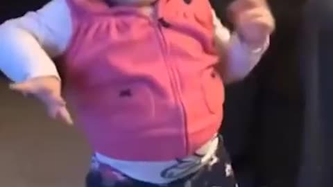 Cute baby dancing vedio