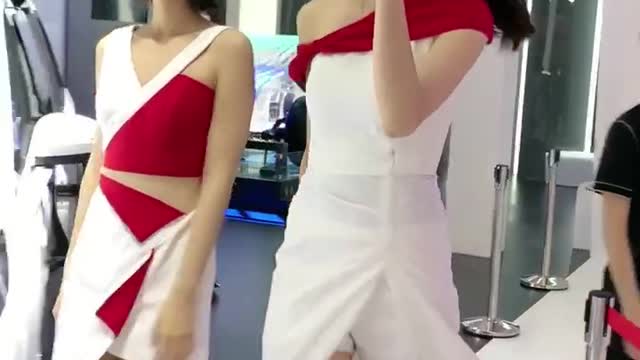 Beautiful models at the Honda auto show