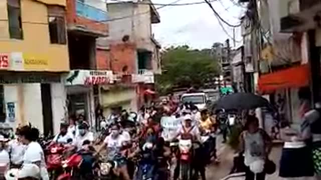 Marcha por mujer golpeada en Santa Rosa del Sur