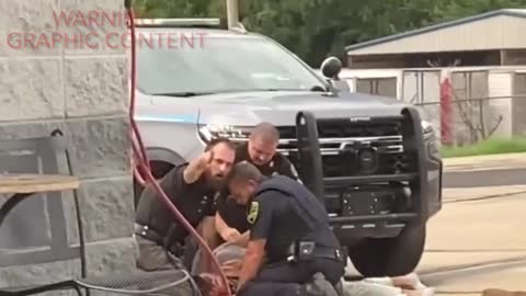 Video captures 3 Arkansas police officers beating a man outside store in Crawford County