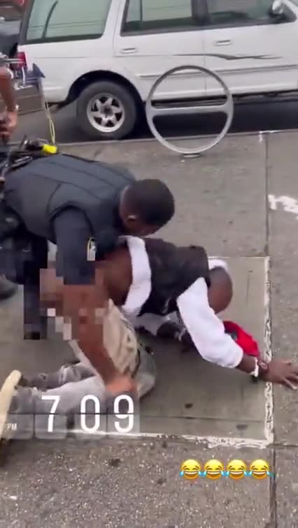 YOU PUNCH 🥊 YOU GET PANTSED