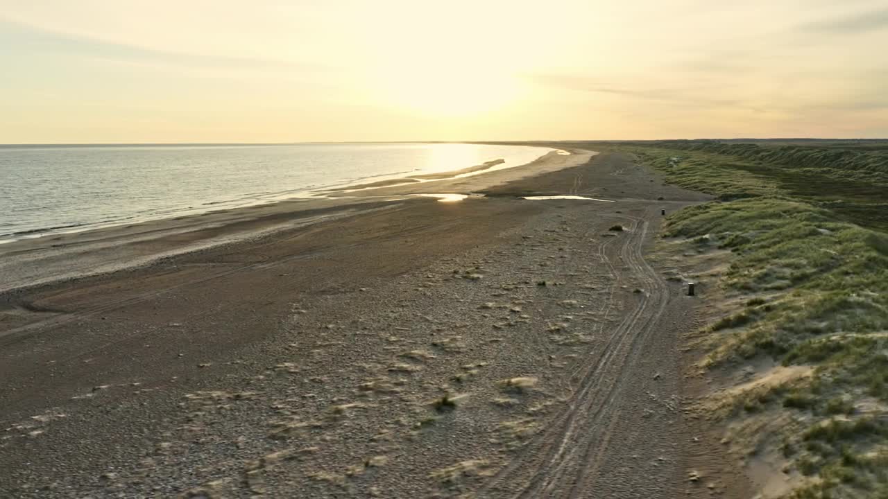 Early morning at the beach
