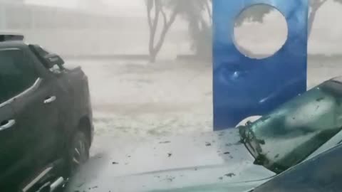 Chuva causa enorme desastre na cidade