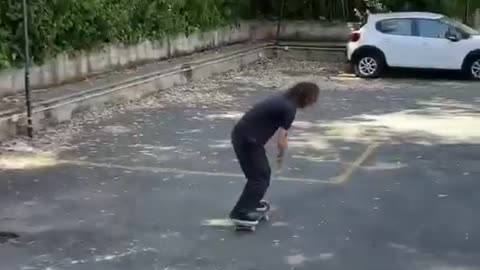 skate guy