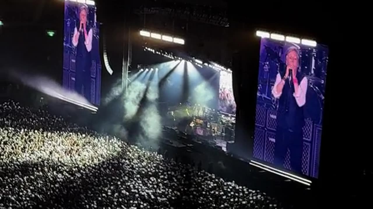 Paul McCartney | Estadio Mas Monumental, Buenos Aires, Argentina