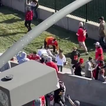 Fans Heroically Tackling Shooting Suspect At Kansas City Chiefs Super Bowl Victory Parade