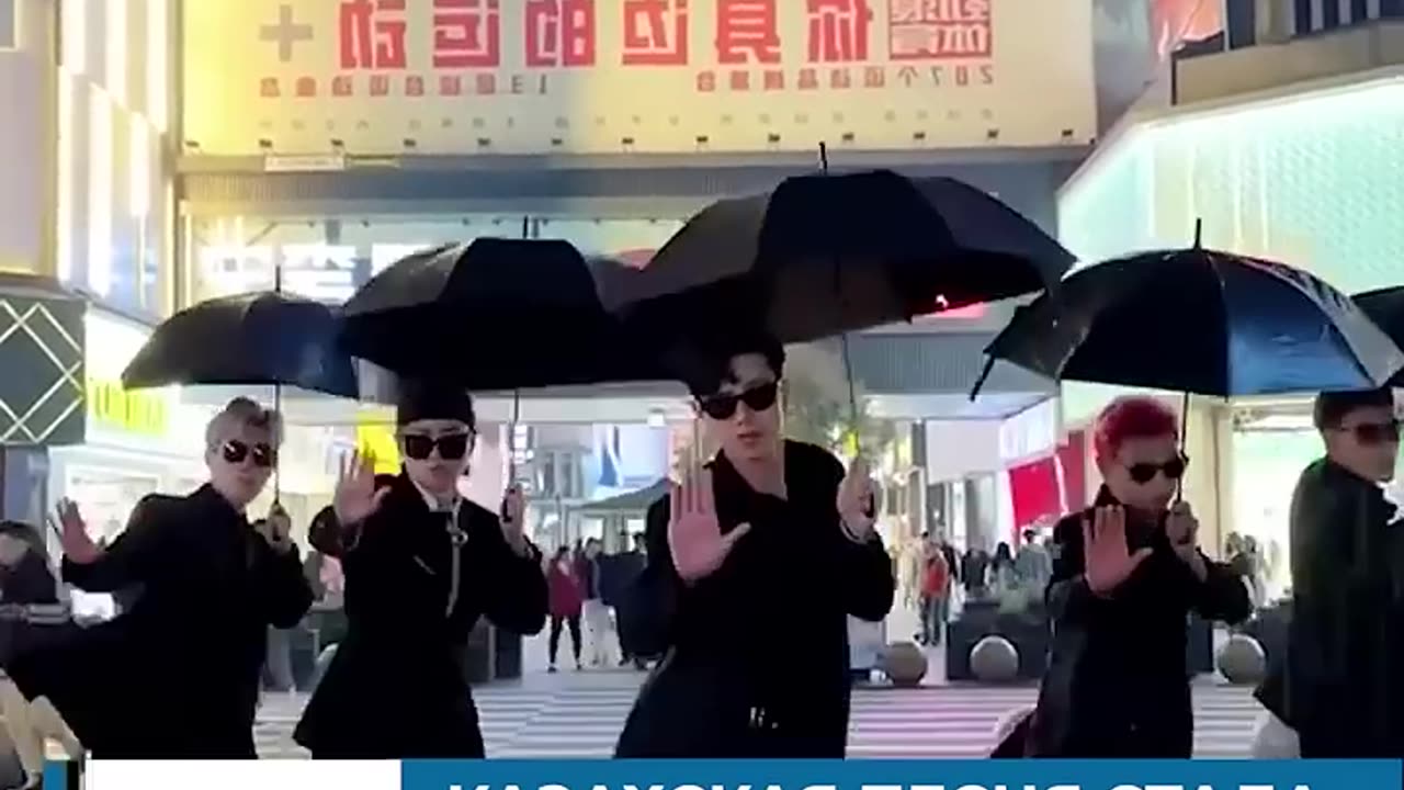 Adam - China in love
