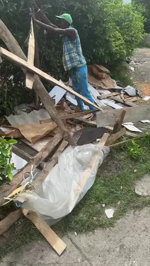 Desmantelamiento de cambuche