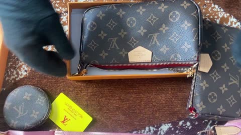 Louis Vuitton Multi Pochette Accessories (with Box)