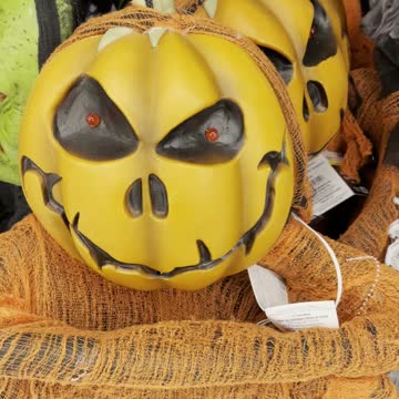 Halloween sounds in Walmart