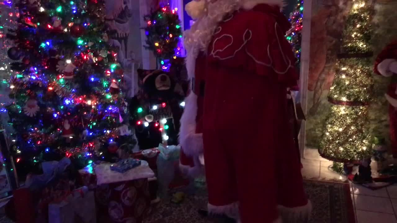 WE GOT SANTA ON VIDEO