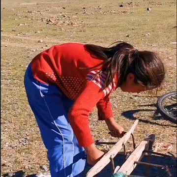 Girl make strong rope