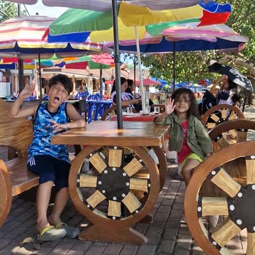 Enjoying a rest at Baywalk in Balingasag, Misamis Oriental