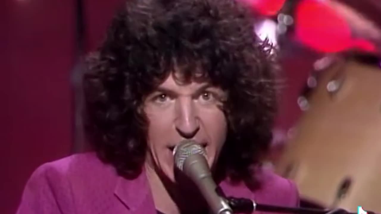 Keep On Loving You ~ REO SPEEDWAGON (Live Classics )