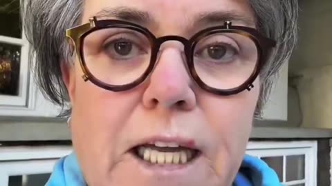 Rosie O’Donnell paranoid as she claims an alien invasion in currently taking place across the world