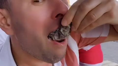 Trying Oyster for the 1st Time