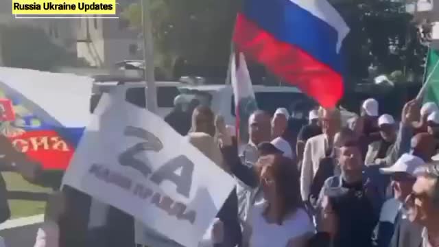 A mass rally in support of the Russia was held in the Lebanese city