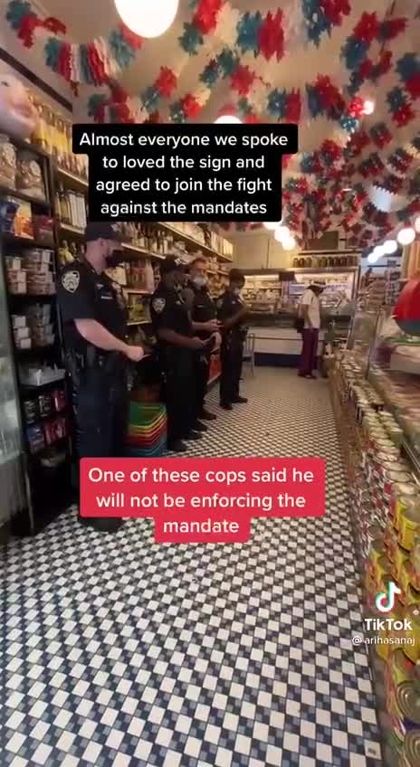 Not all hero’s wear capes 👊🏻🇬🇧🇺🇸