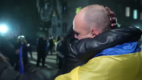 95 Ukrainian Fighters FREED from Russian Captivity!