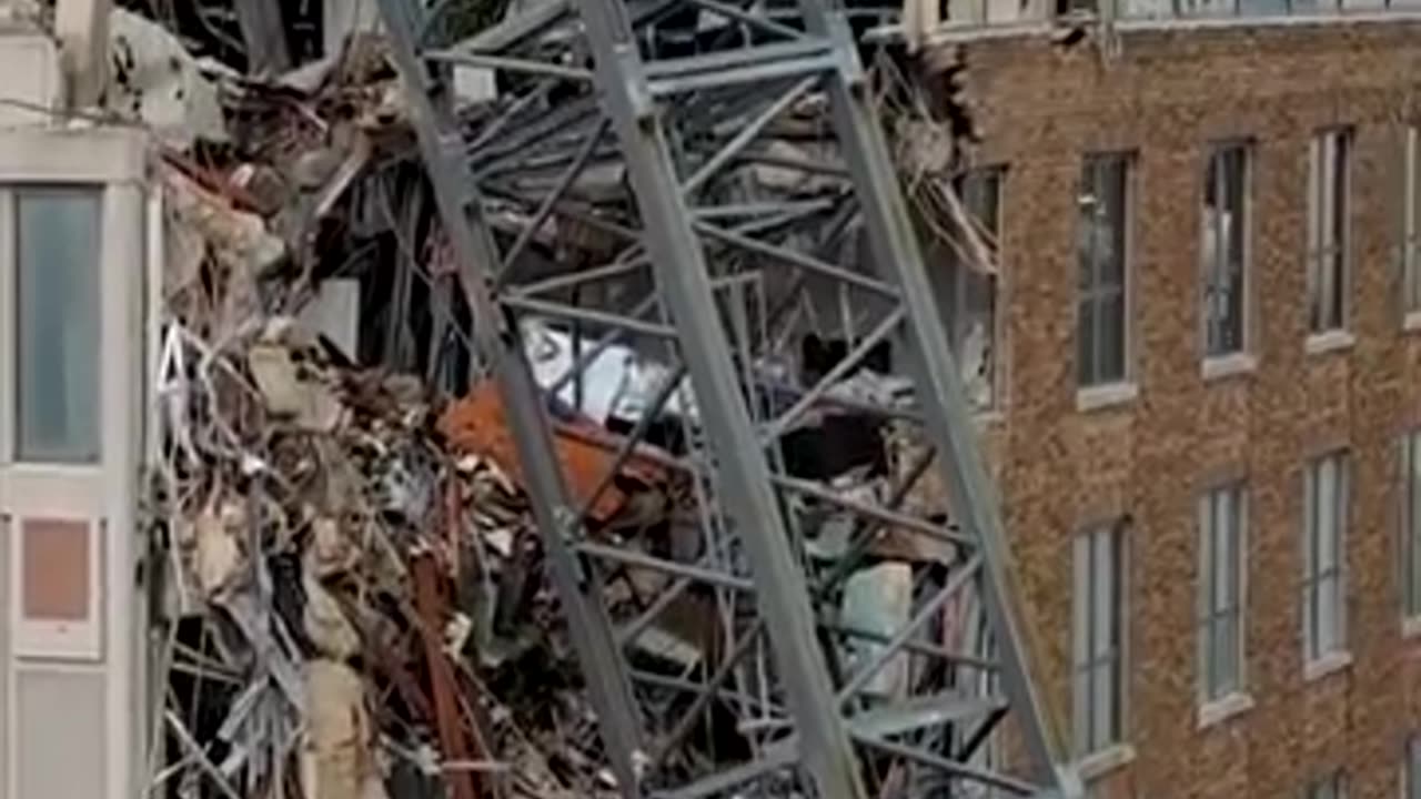 St. Petersburg Construction Crane Collapses in Hurricane Milton