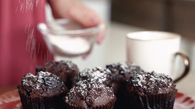 Muffin with sugar powder