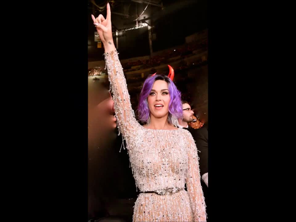 K.Perry Couldn`t Be More Obvious In Her Lie...Do Not Get Deceived People!!