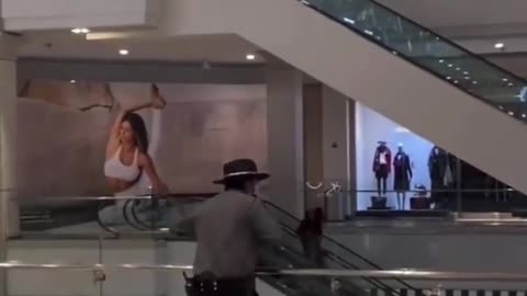 Westchester Mall NY 🤦‍♂️ Biden's America.