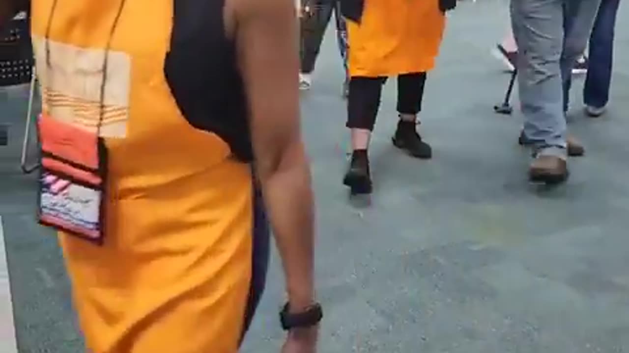 A Trump voter was assaulted by South Carolina polling station workers